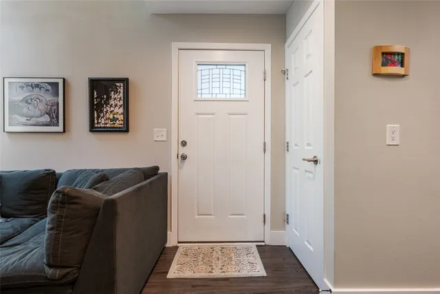 $179,900 | 935 La Posada Drive, Unit 243, Austin, TX 78752