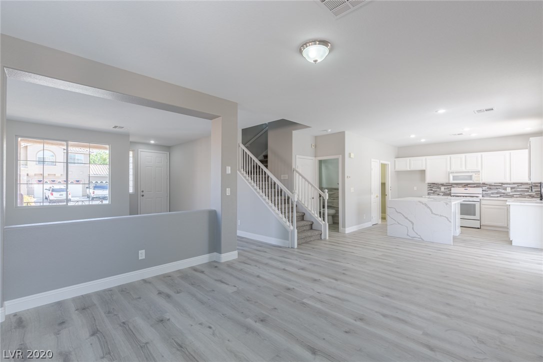 180 Ruby Ridge Avenue Henderson, NV 89002 - Photo 11 of 50 Gallery Image 11