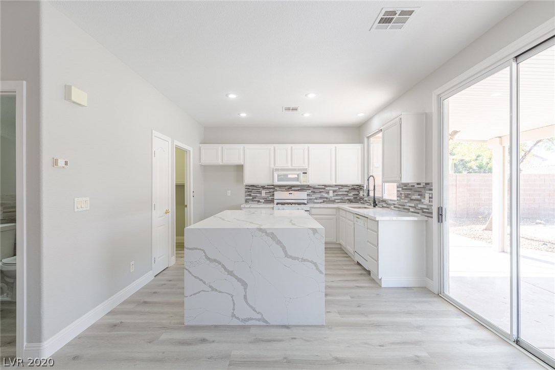 180 Ruby Ridge Avenue Henderson, NV 89002 - Photo 13 of 50 Gallery Image 13