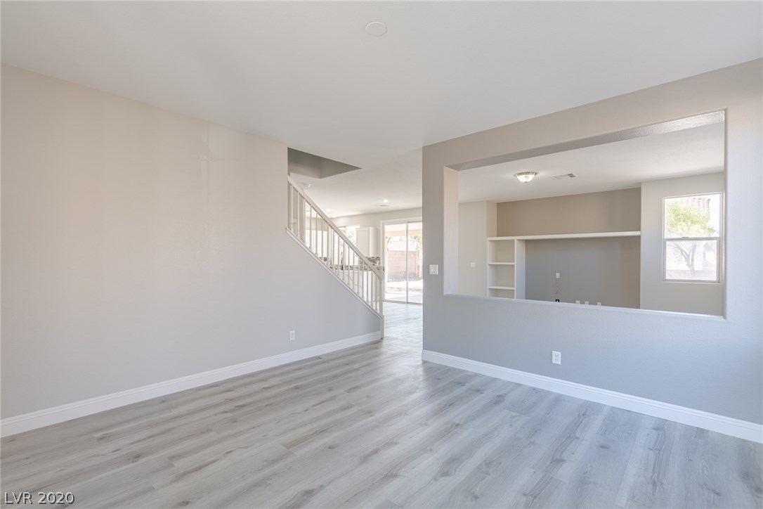 180 Ruby Ridge Avenue Henderson, NV 89002 - Photo 8 of 50 Gallery Image 8