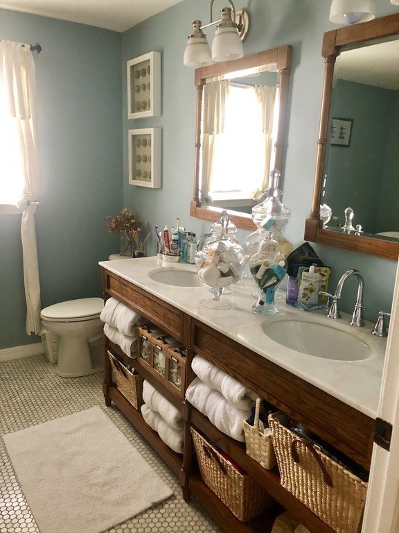 251 Long Plain Road Whately, MA 01373 - Photo 9 of 26 Gallery Image 9