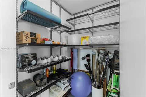 $1,750,000 | 1040 Biscayne Boulevard, Unit 3101, Miami, FL 33132