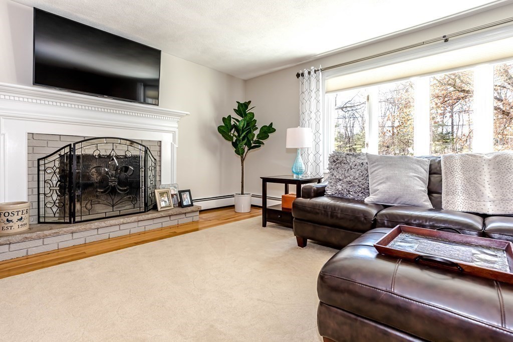 176 Mossman Road Sudbury, MA 01776 - Photo 12 of 37 Gallery Image 12