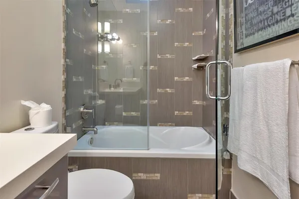 $25,000 | 3050 Northeast 43rd Street, Fort Lauderdale, FL 33308