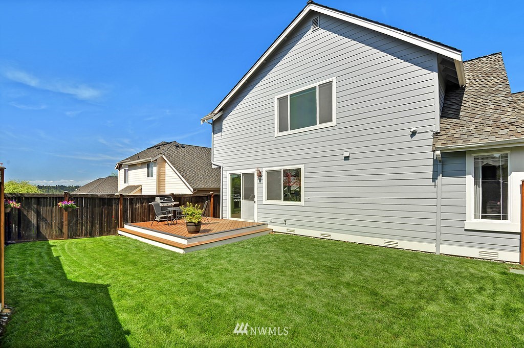2832 202nd Street Southeast Bothell, WA 98012 - Photo 18 of 25