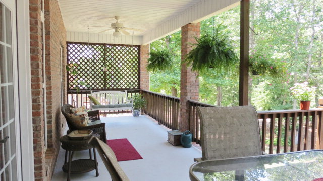 320 Eagle Ridge Road Macon, GA 31216 - Photo 26 of 35 a balcony with table and chairs