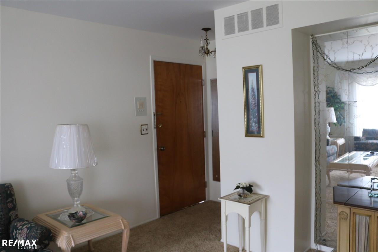 29262 Hoover Road Warren, MI 48093 - Photo 15 of 27 31297539-14.JPG