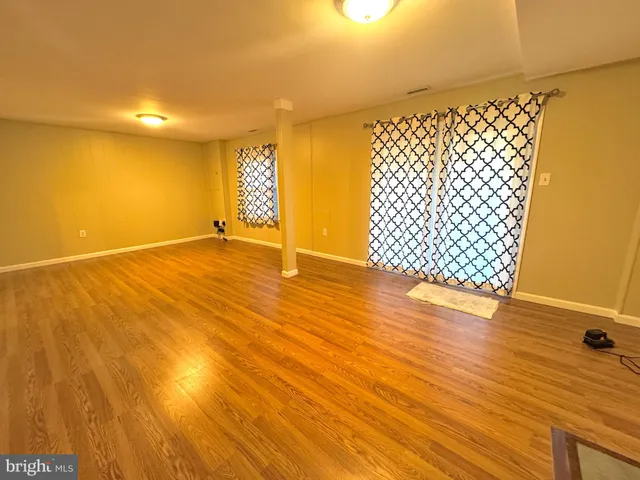 $3,800 | 1008 Moorefield Creek Road Southwest, Vienna, VA 22180