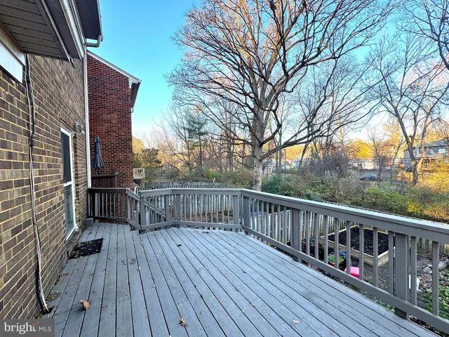 $3,800 | 1008 Moorefield Creek Road Southwest, Vienna, VA 22180