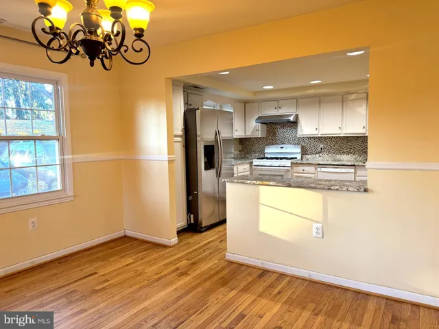 $3,800 | 1008 Moorefield Creek Road Southwest, Vienna, VA 22180