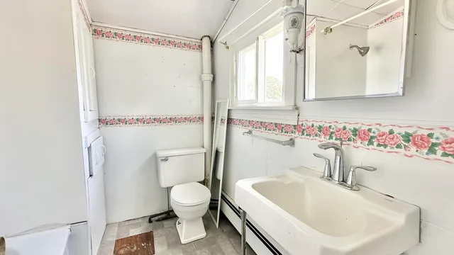 $92,900 | 120 Knox Street, Millinocket, ME 04462