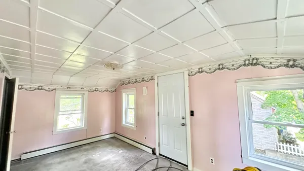 $92,900 | 120 Knox Street, Millinocket, ME 04462