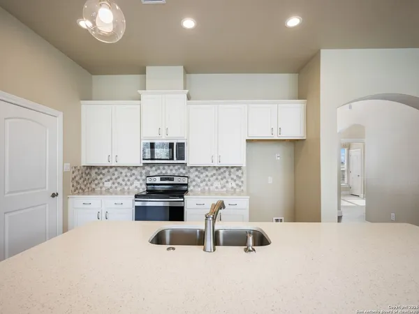 $299,900 | 14681 Main Street, Lytle, TX 78052