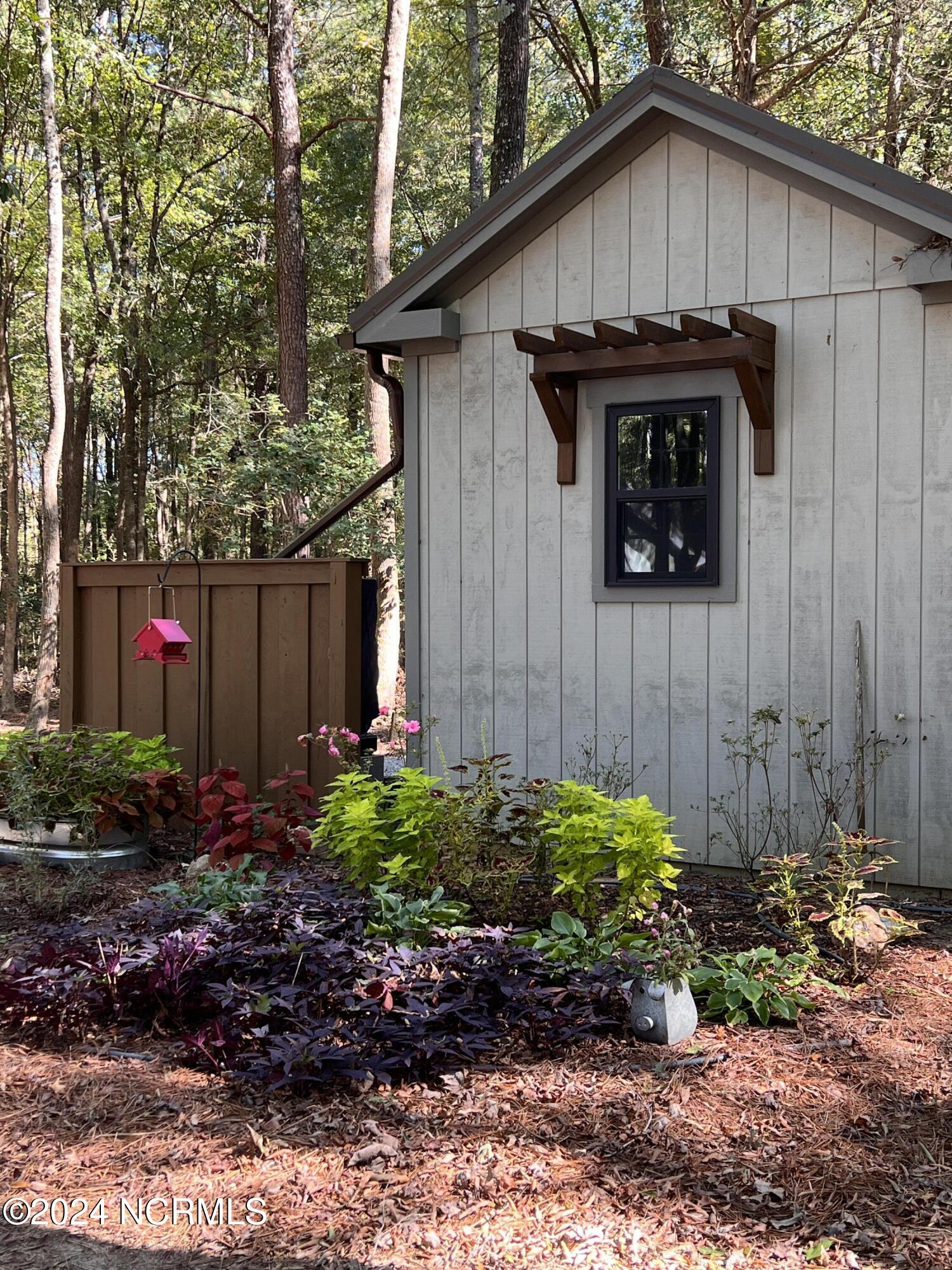 322 Hall Road Robbins, NC 27325 - Photo 15 of 19 Shed 2