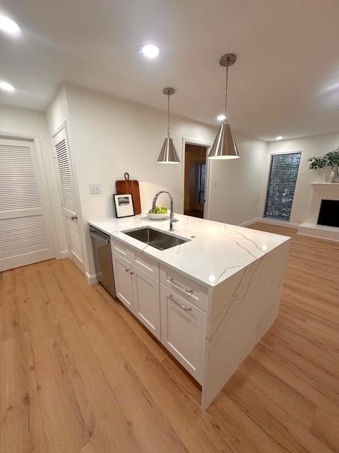 514 Tuxworth Circle Decatur, GA 30033 - Photo 7 of 34 a kitchen with stainless steel appliances kitchen island a sink stove and refrigerator