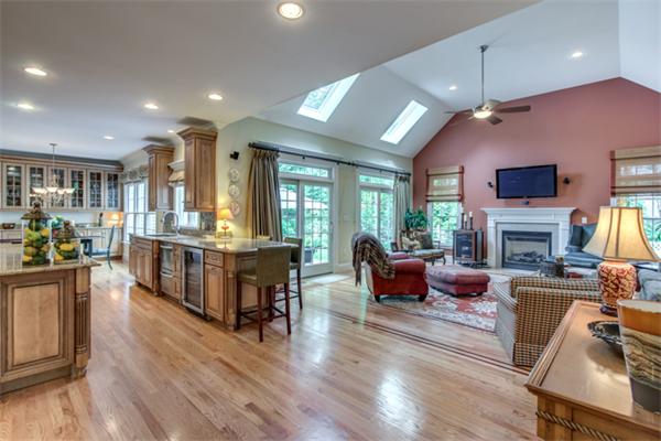 38 Normandy Road Lexington, MA 02421 - Photo 13 of 29