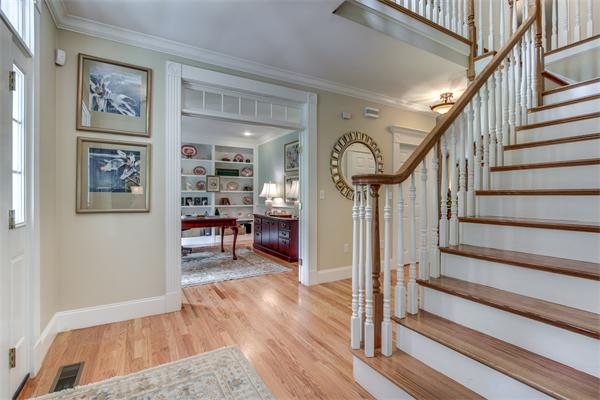 38 Normandy Road Lexington, MA 02421 - Photo 4 of 29