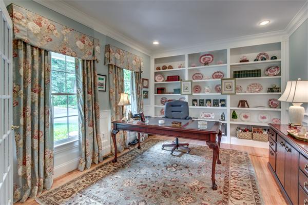 38 Normandy Road Lexington, MA 02421 - Photo 6 of 29