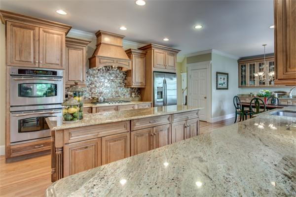 38 Normandy Road Lexington, MA 02421 - Photo 10 of 29