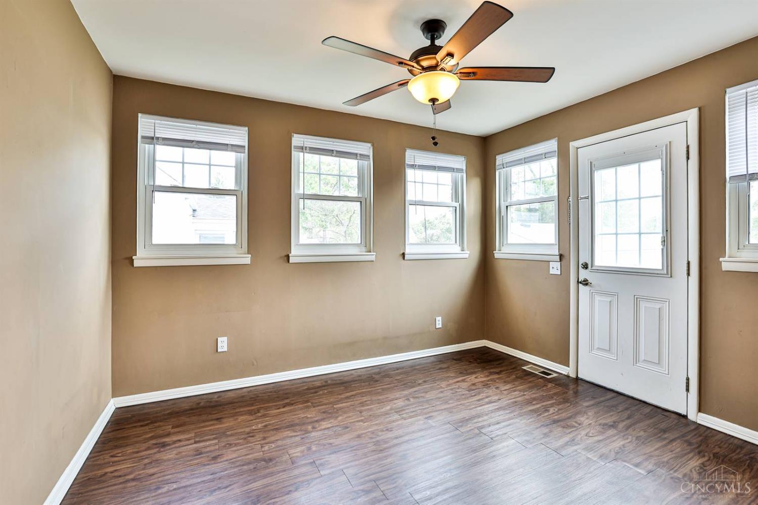 4633 Hunt Road Blue Ash, OH 45242 - Photo 13 of 32