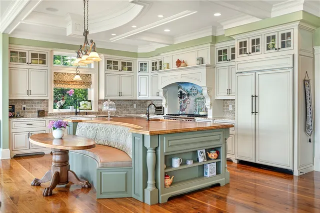 $6,595,000 | 272 Carnegie Harbor Drive, Portsmouth, RI 02871