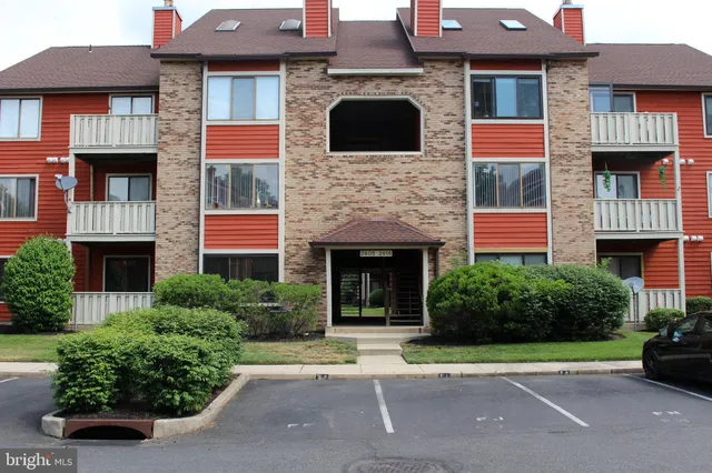$2,200 | 2614 C Auburn Court, Mount Laurel, NJ 08054