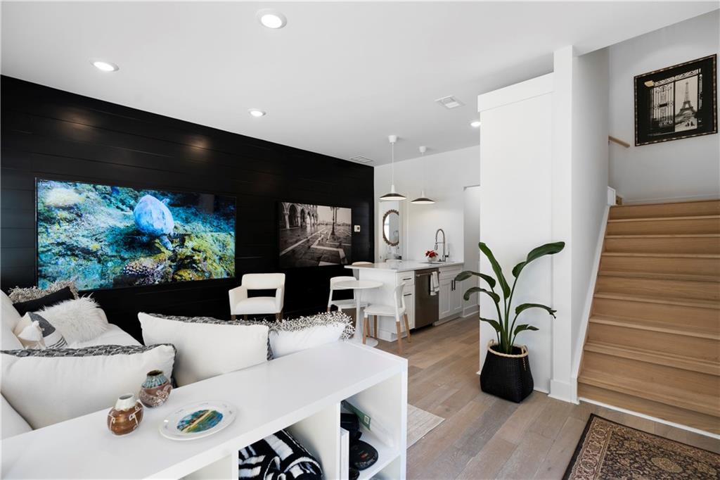 217 Arnold Mill Road Woodstock, GA 30188 - Photo 3 of 34