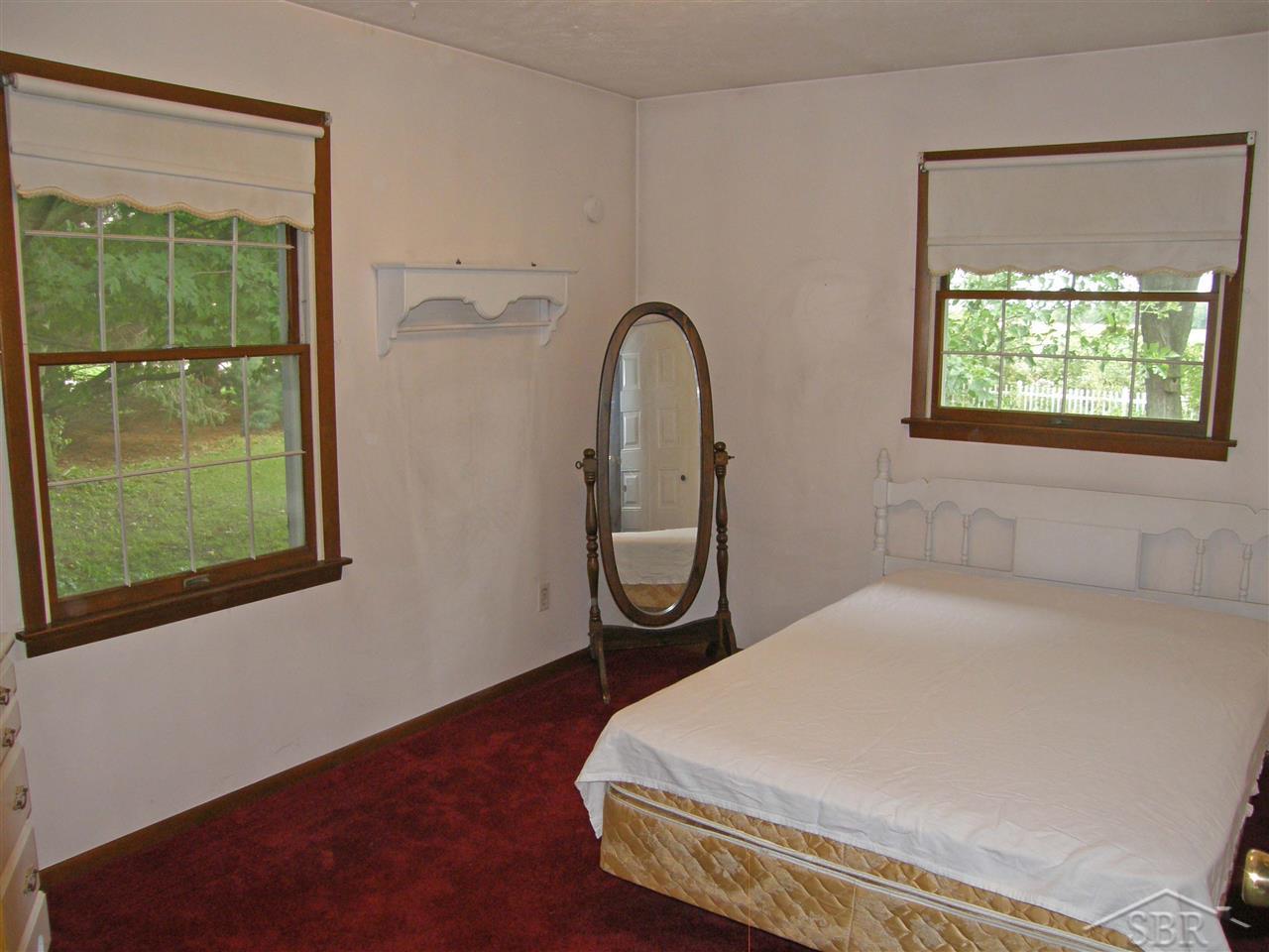 4568 Chesaning Road Chesaning, MI 48616 - Photo 10 of 18 50023314-9.JPG