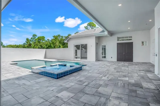$1,050,000 | 110 New Leatherwood Drive, Palm Coast, FL 32137