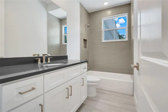 $1,050,000 | 110 New Leatherwood Drive, Palm Coast, FL 32137