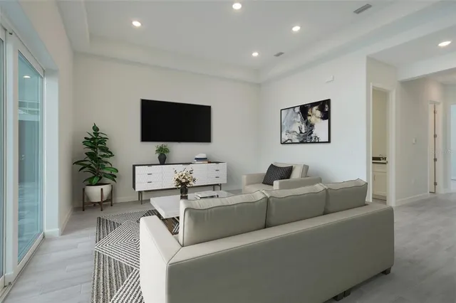 $1,050,000 | 110 New Leatherwood Drive, Palm Coast, FL 32137