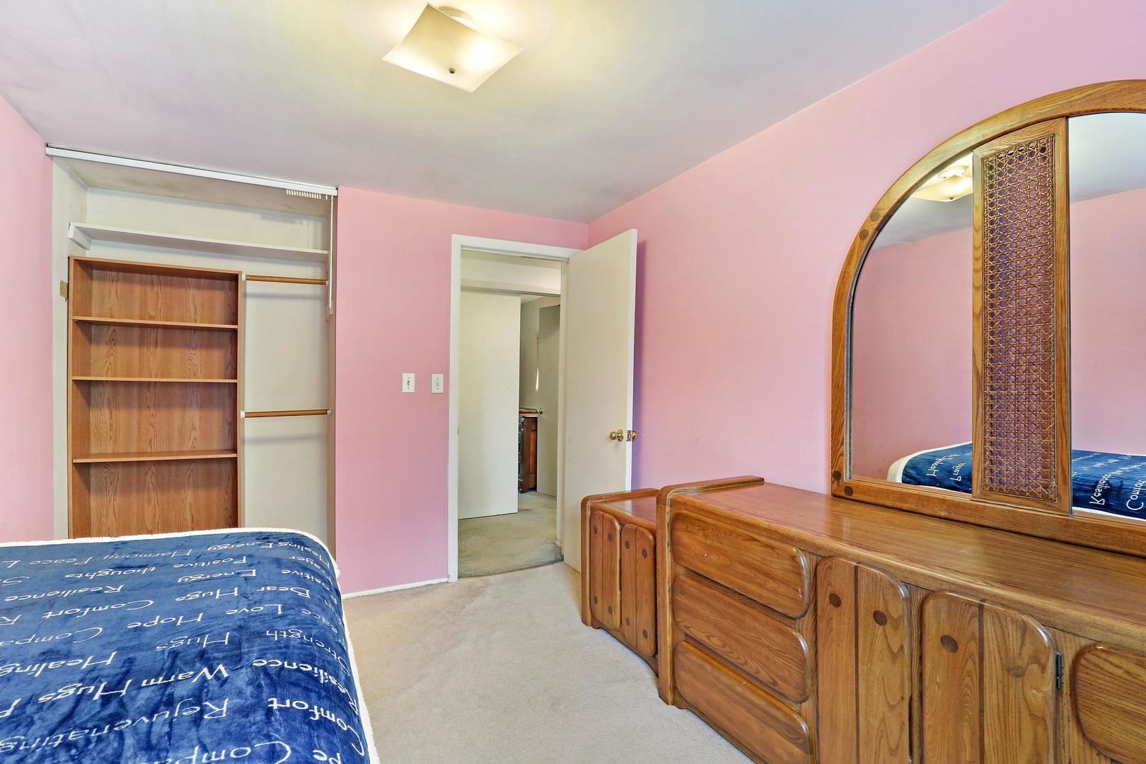 215 Red Bridge Road Lake Zurich, IL 60047 - Photo 11 of 24