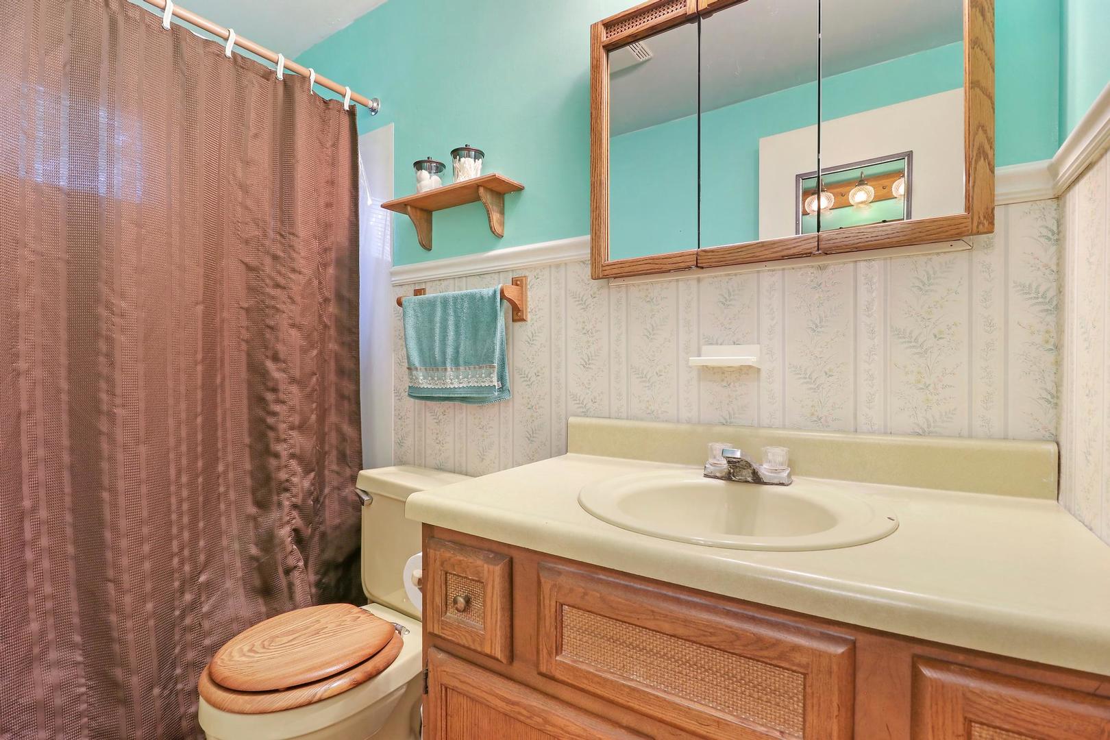 215 Red Bridge Road Lake Zurich, IL 60047 - Photo 14 of 24