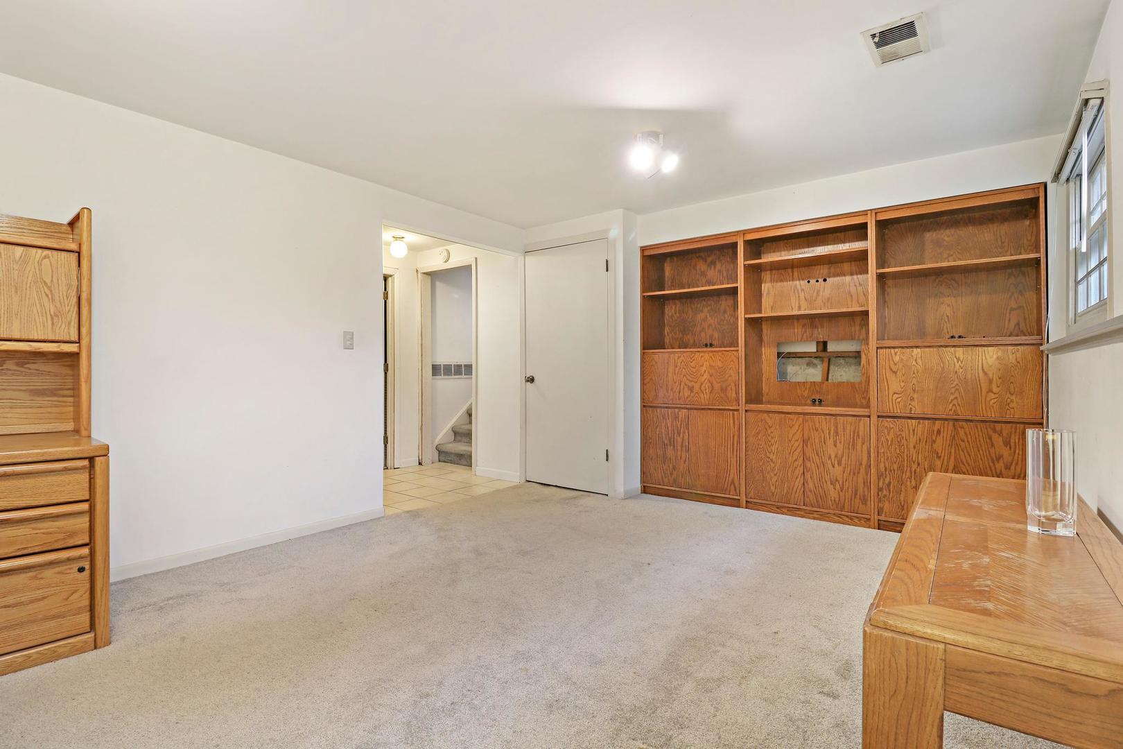 215 Red Bridge Road Lake Zurich, IL 60047 - Photo 16 of 24