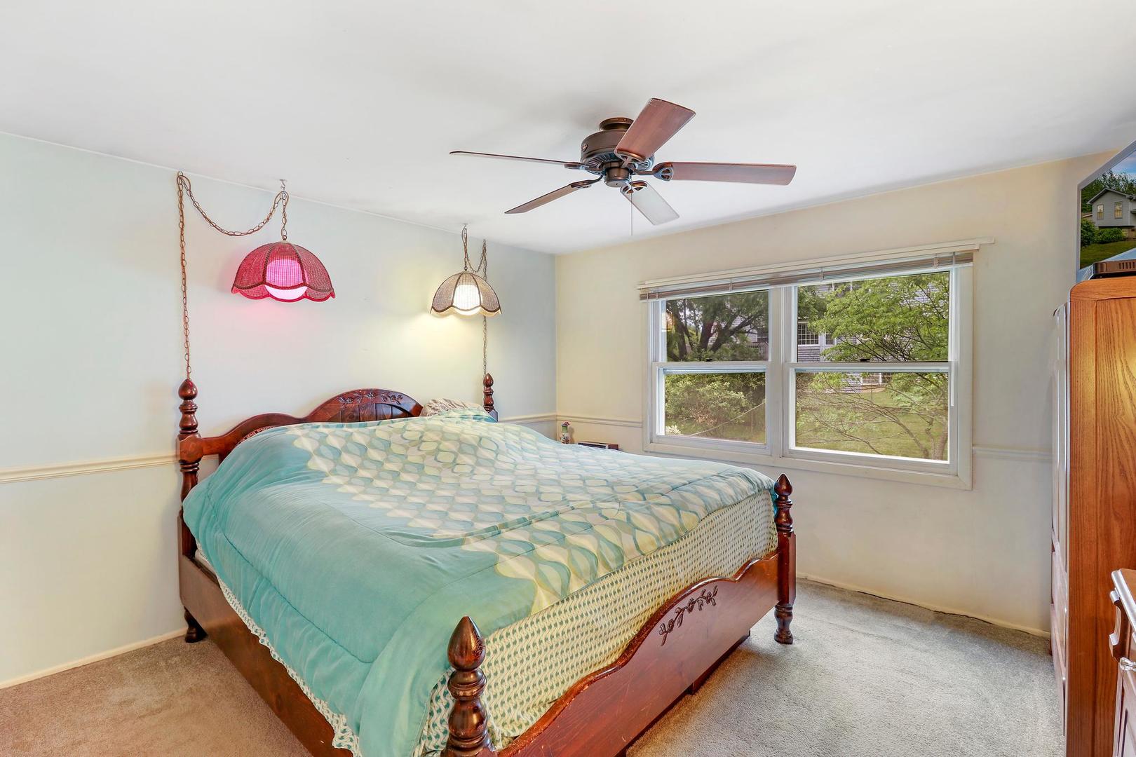 215 Red Bridge Road Lake Zurich, IL 60047 - Photo 8 of 24