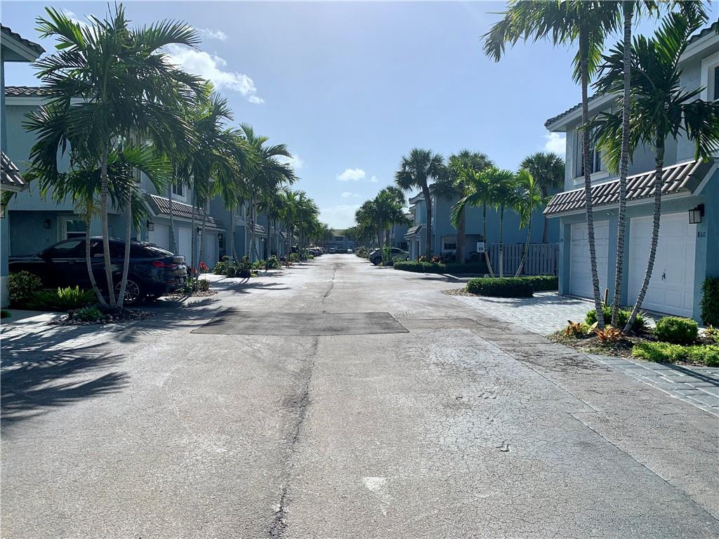 816 Jeffery Street, Unit 816 Boca Raton, FL 33487 - Photo 14 of 17 Photo 14