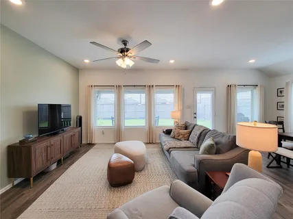 $319,999 | 9319 Pavonia Fawn Drive, Baytown, TX 77521