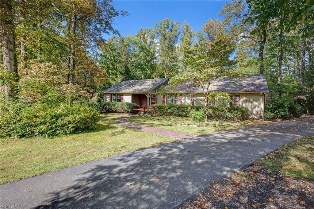 8326 Maloe Court Oak Ridge, NC 27310 - Photo 2 of 45