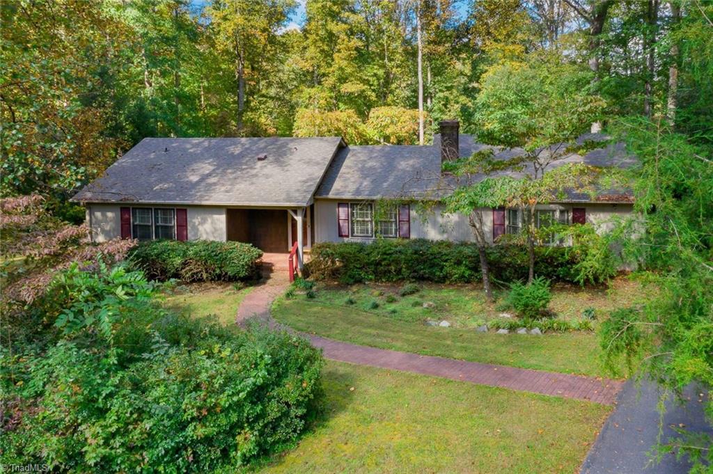8326 Maloe Court Oak Ridge, NC 27310 - Photo 3 of 45