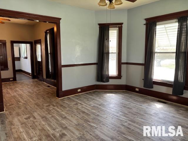 412 Pine Greenfield, IL 62044 - Photo 4 of 26