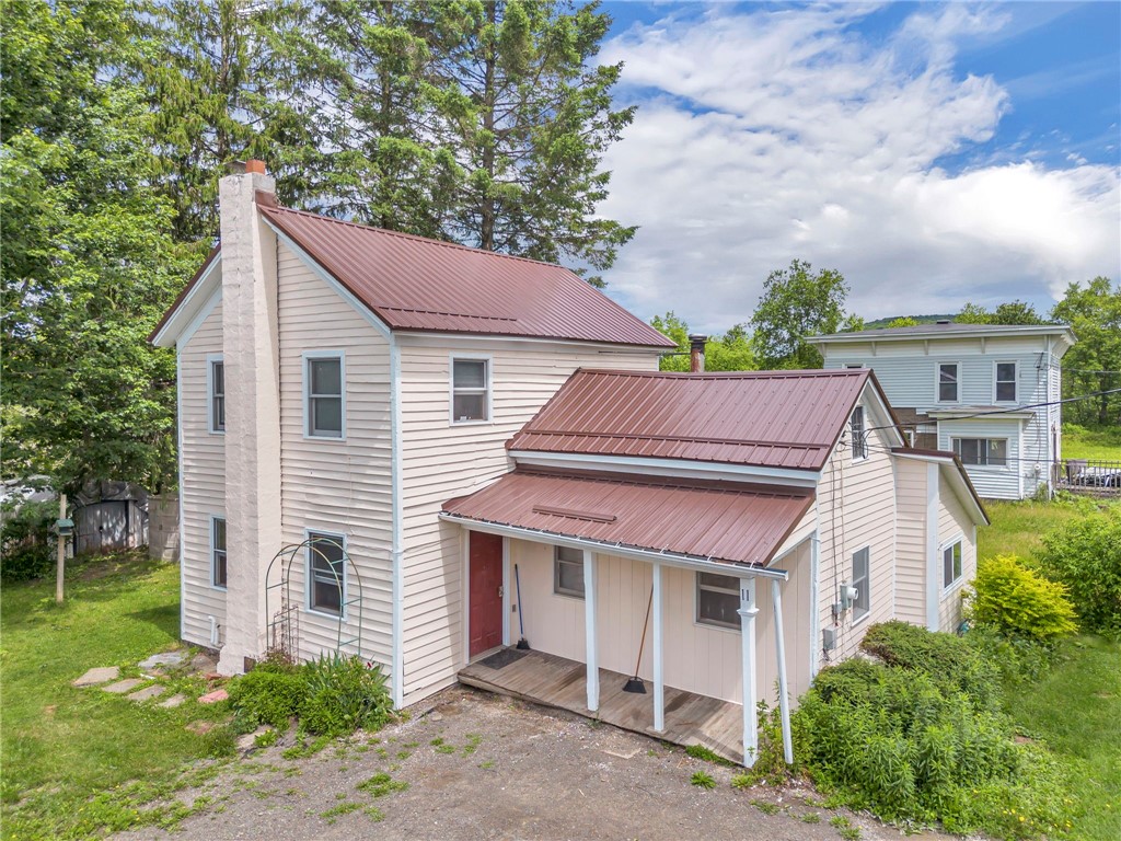 11 Kilts Road Milford, NY 13807 - Photo 2 of 20