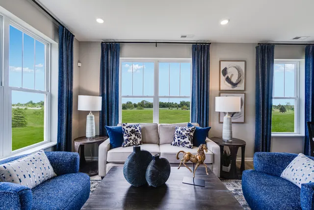 $329,990 | 4216 Meadowridge Road, Woodstock, IL 60098