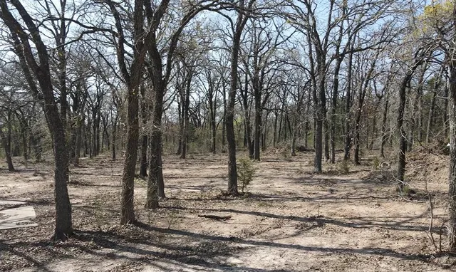 $300,000 | 3292 Highway 31, Axtell, TX 76624