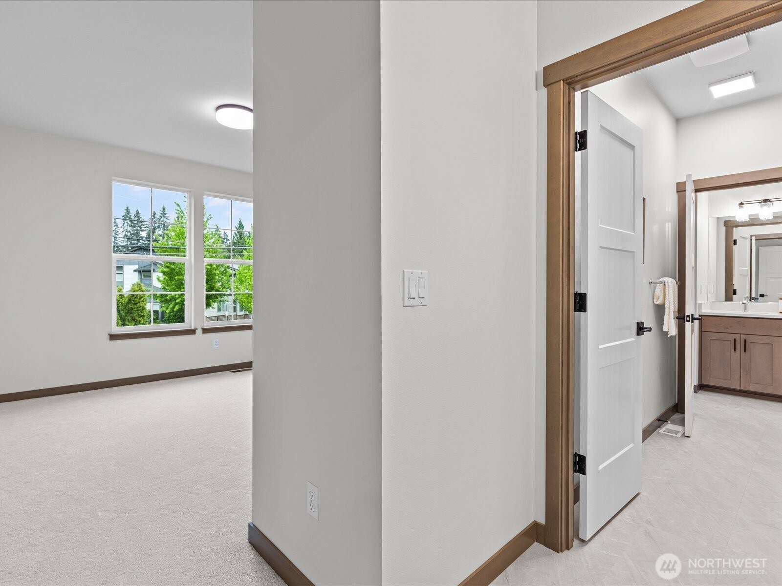 9207 Northeast 175th Street, Unit A Bothell, WA 98011 - Photo 28 of 39