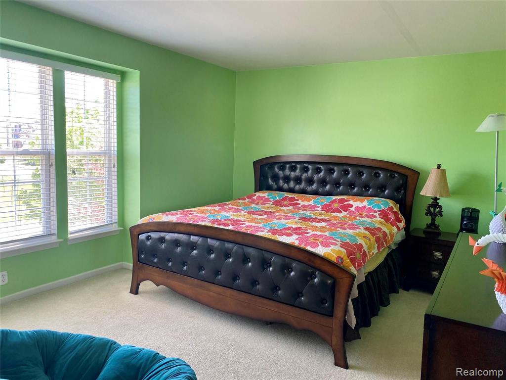 28113 Declaration Drive Novi, MI 48377 - Photo 12 of 25