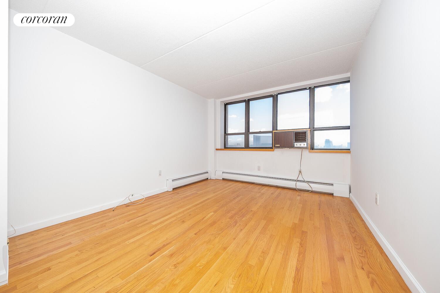 300 West 110th Street, Unit 12C Manhattan, NY 10025 - Photo 12 of 18