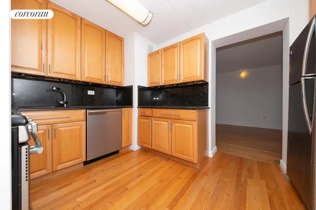 $875,000 | 300 West 110th Street, Unit 12C | Upper West Side