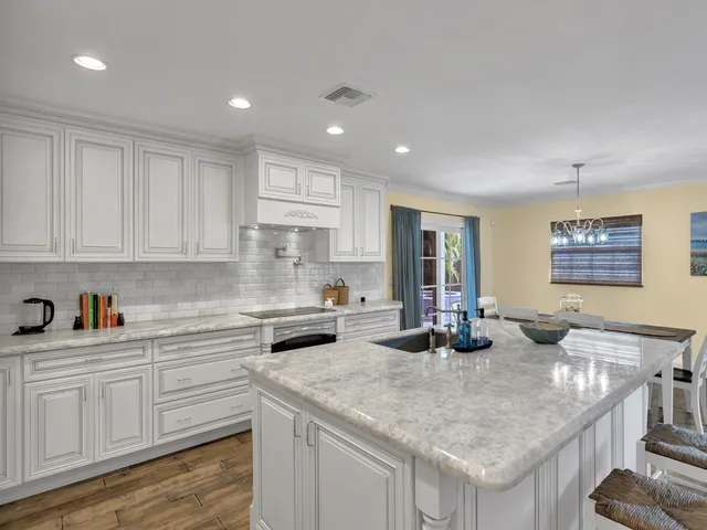 $15,000 | 726 Flamevine Lane, Vero Beach, FL 32963