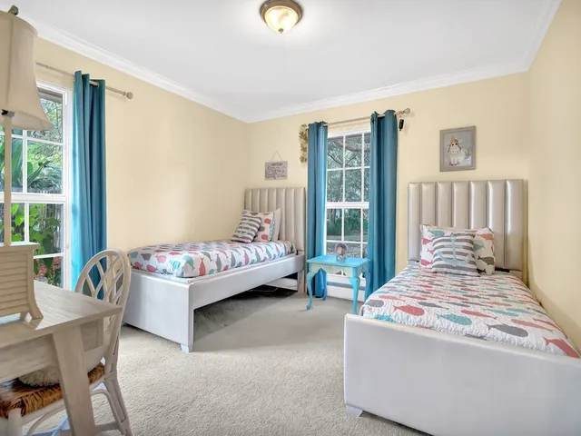 $15,000 | 726 Flamevine Lane, Vero Beach, FL 32963