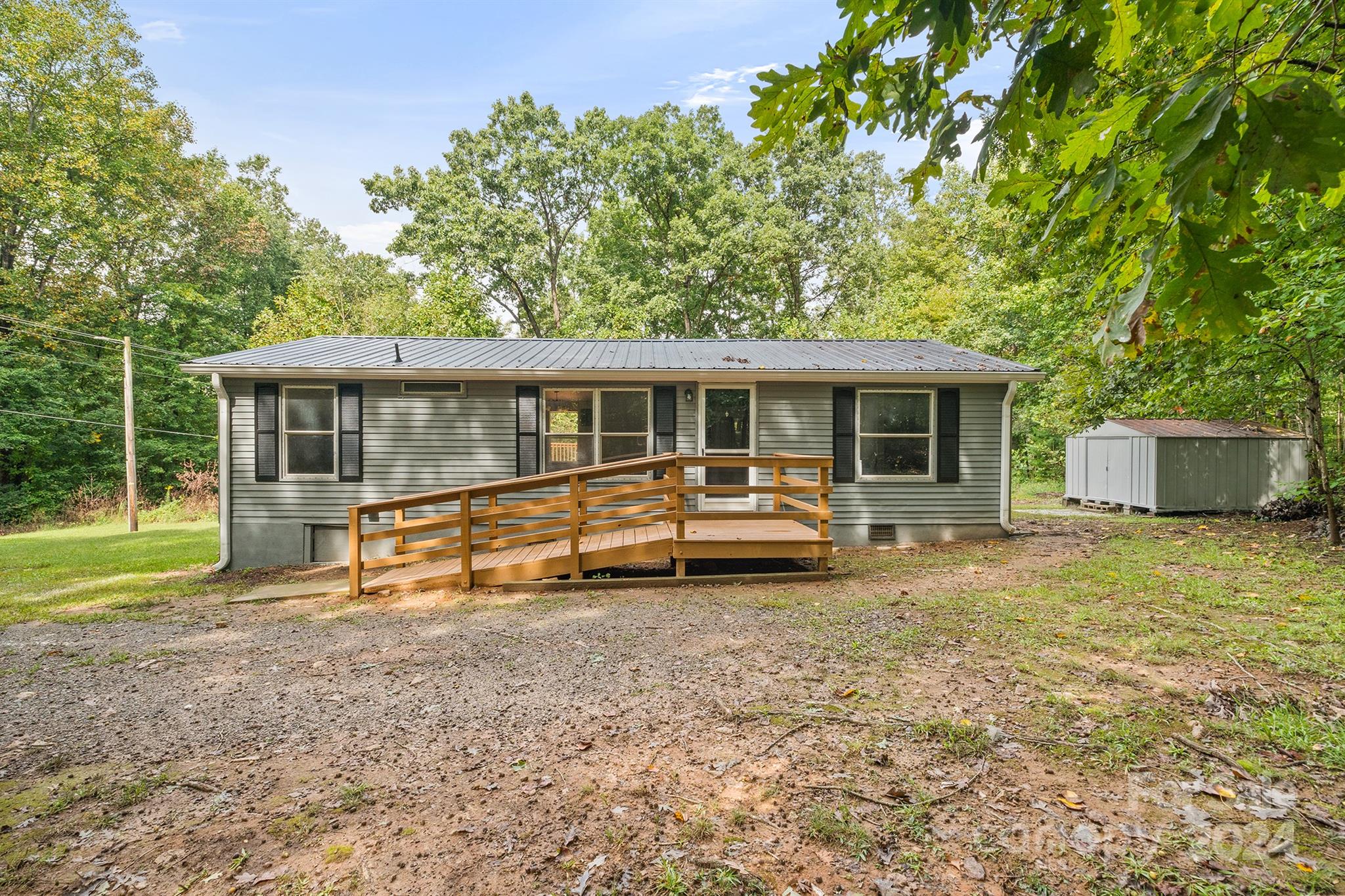 113 Clements Road Statesville, NC 28677 - Photo 2 of 31 Gallery Image 2